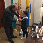 Landaluce recibe a Daniel García, subcampeón del programa de Antena 3 Televisión “La voz kids”