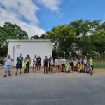 Voluntarios recogen 350 kilos de basuras en el río Hozgarganta