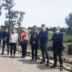 La delegada territorial de Cultura de la Junta visita el yacimiento arqueológico de Carteia con Fundación Cepsa