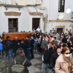Multitudinario adiós a María Isabel, que ya descansa en el cementerio de San Roque