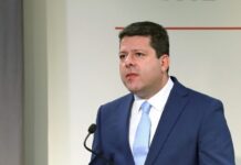 El Ministro Principal da positivo en Covid-19