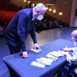 Megan Maxwell encandila en el Aula de Literatura “José Cadalso” de San Roque