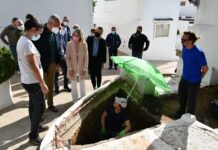Comienza el sondeo en busca de una fosa en el cementerio de Estación de San Roque