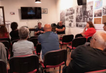 El foro presenta en varias ciudades de la provincia de Cádiz el libro Lecciones de nuestros abuelos y abuelas
