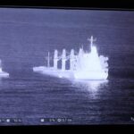 Verdemar pregunta por qué no atracó el buque OS35 (TV) dentro del puerto de Gibraltar