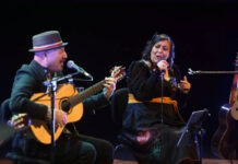 Javier Ruibal y Uxía unen a Lorca y Rosalía de Castro en el Festival Anfitrión de Baelo Claudia