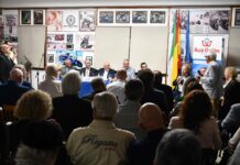 Presentación, en La Línea, del libro de José Luis Yagüe, un histórico del periodismo en la comarca