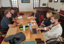 Lucía Trujillo confirma la continuidad de la colaboración entre Diputación y el Foro por la Memoria del Campo de Gibraltar