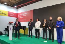 Los embajadores del Turismo derrochan arte y sentimiento en la segunda jornada de la comarca en Fitur