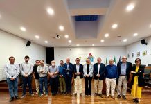 Pérez Custodio mantiene un encuentro de trabajo con los presidentes de las diez secciones del IECG
