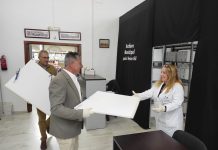 Aparecen documentos históricos de más de doscientos años en el archivo tarifeño