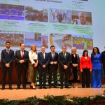 La Junta premia con las Banderas de Andalucía a personas e instituciones que impulsan el desarrollo de la provincia