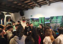 Estudiantes de Algeciras y Puerto Real conocen historia de la comarca en el parque del Centenario y la Casa de la Memoria